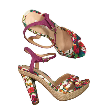 Unisex Desigual - Korolliset sandaalit, koko 37 -  ()