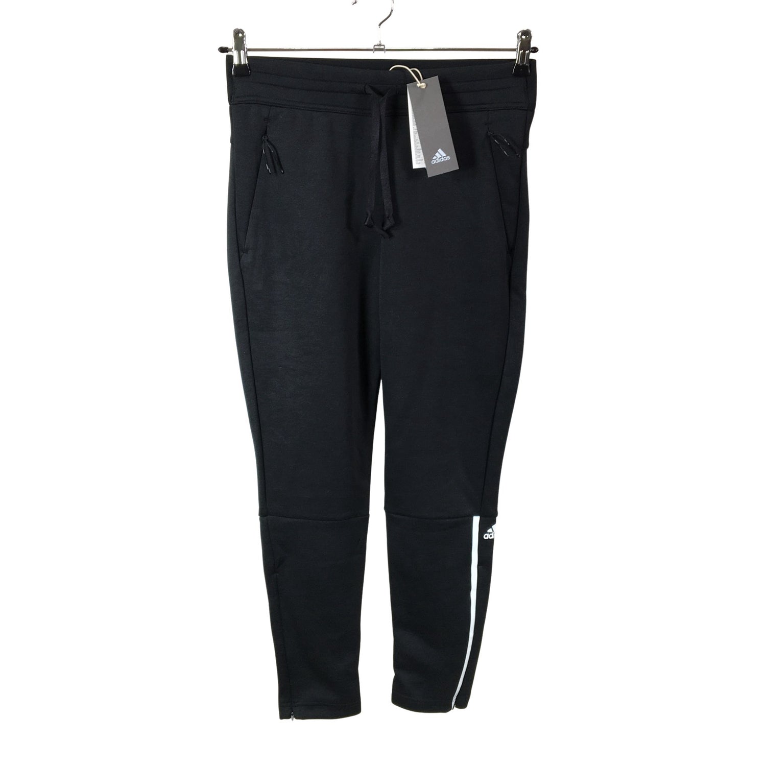  Urheiluhousut  Verryttelyhousut, koko 36  Adidas 