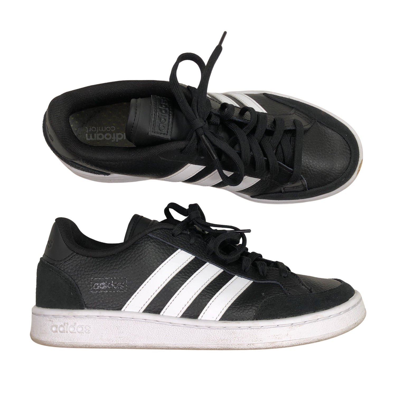  Tennarit  Tennarit, koko 42  Adidas 