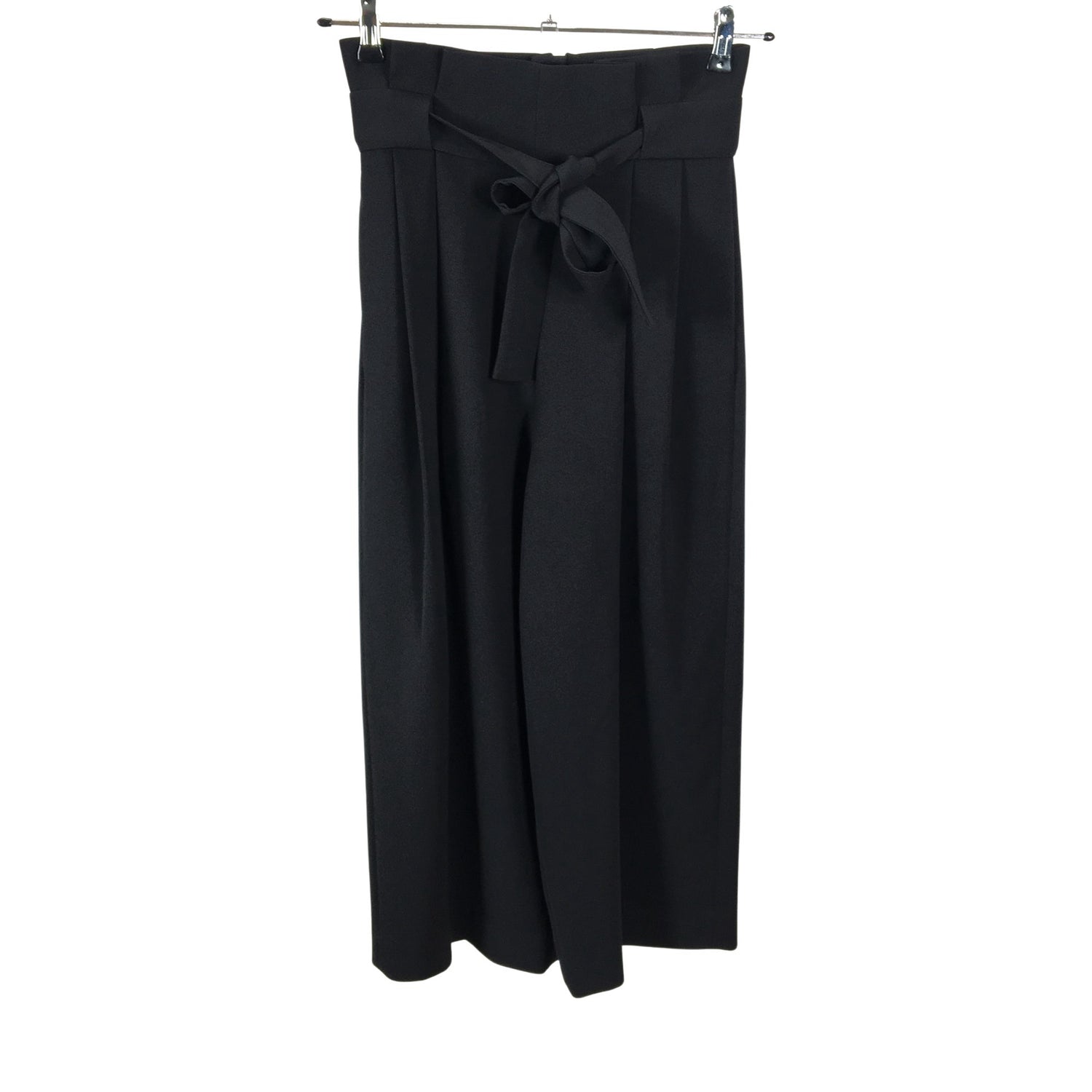 Suorat caprit, koko 34