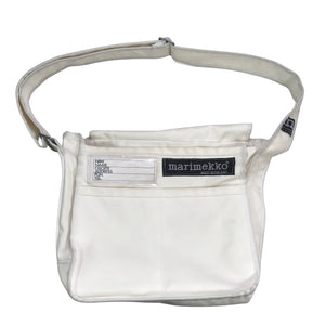 Olkalaukku, koko Midi