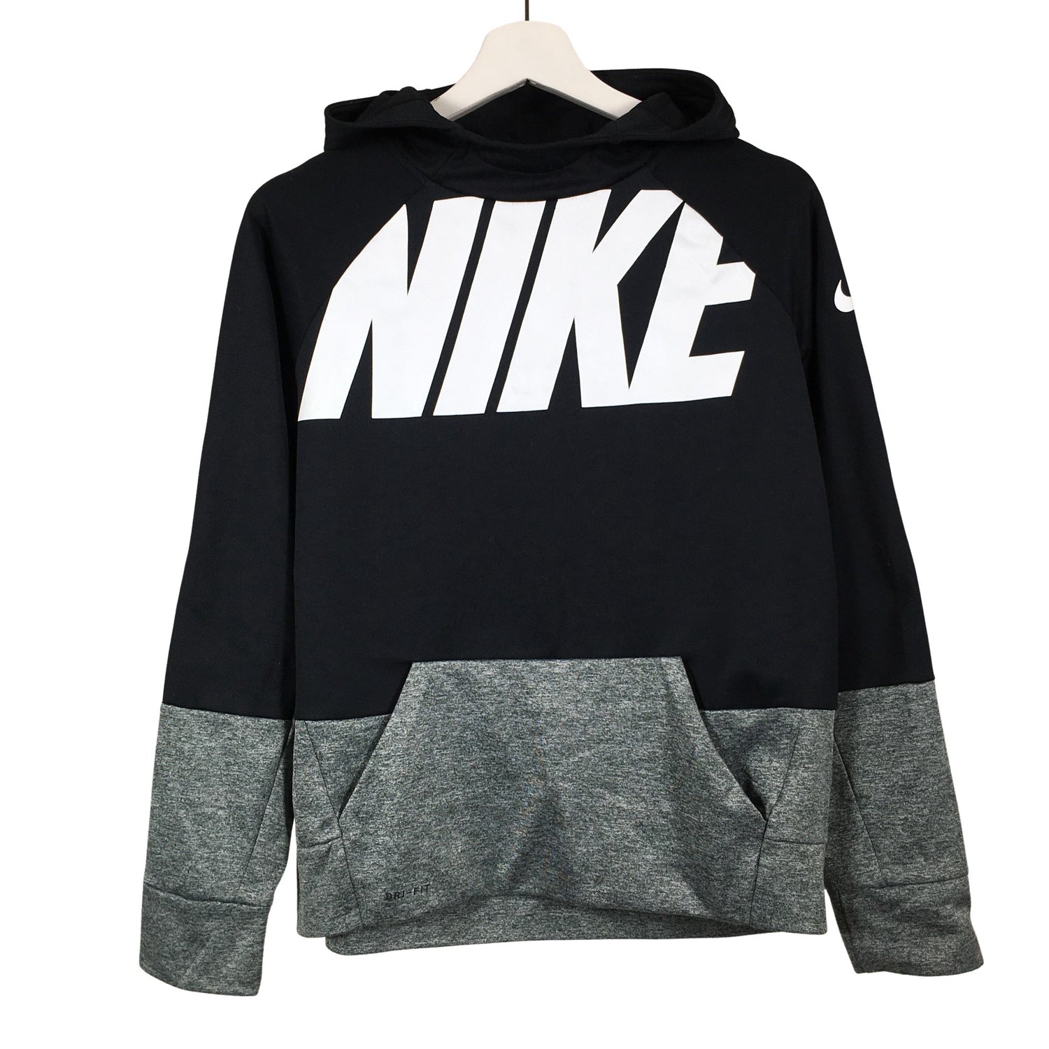  Huppari  Huppari, koko 164 - 170  Nike 