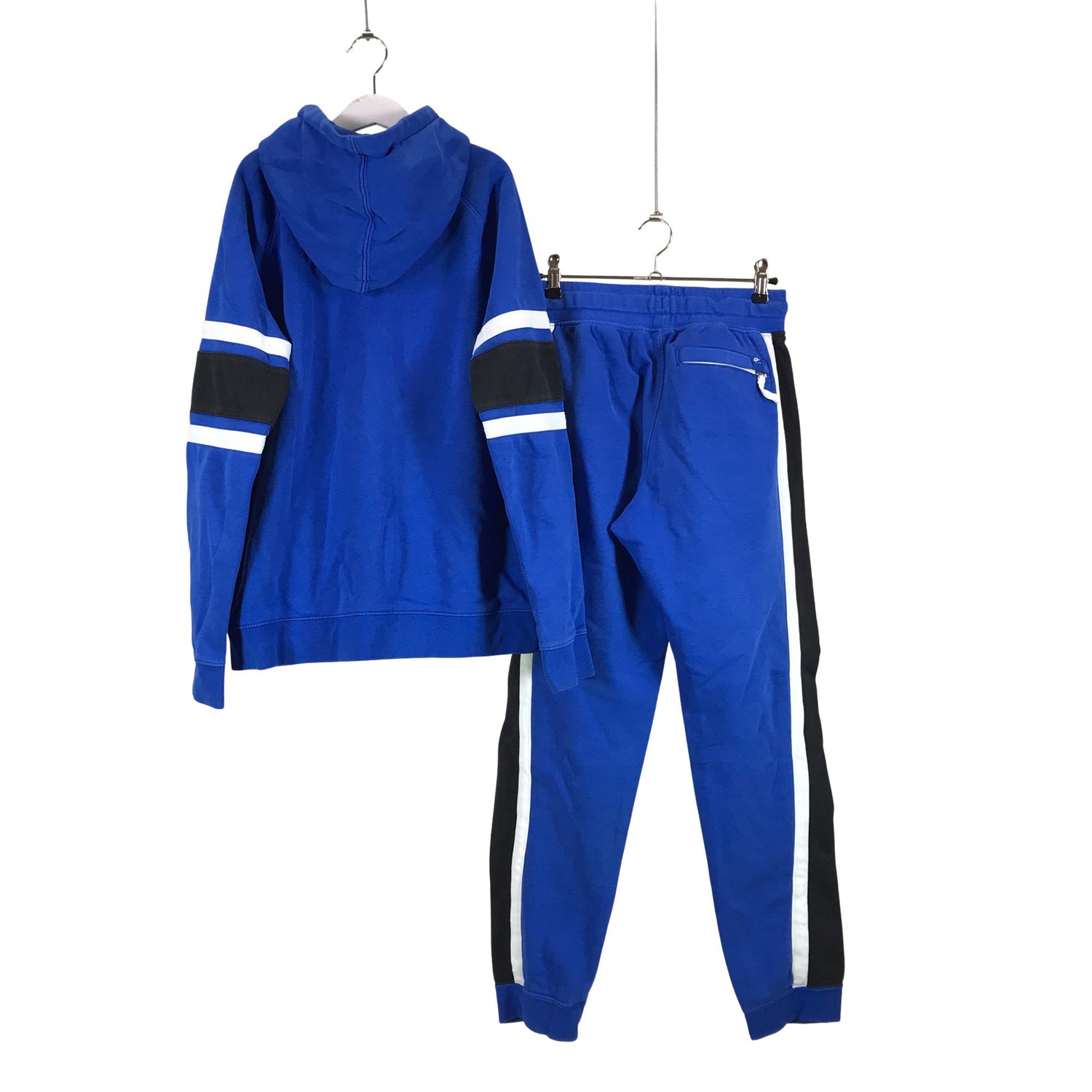 Collegeasu  Collegeasu, koko 158 - 164  Nike 