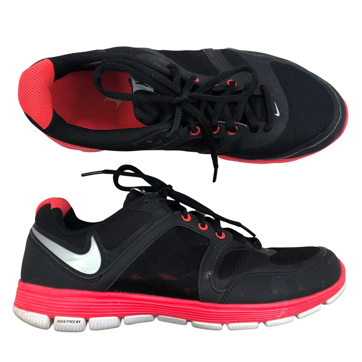  Sisäliikuntakengät  Sisäliikuntakengät, koko 39  Nike 