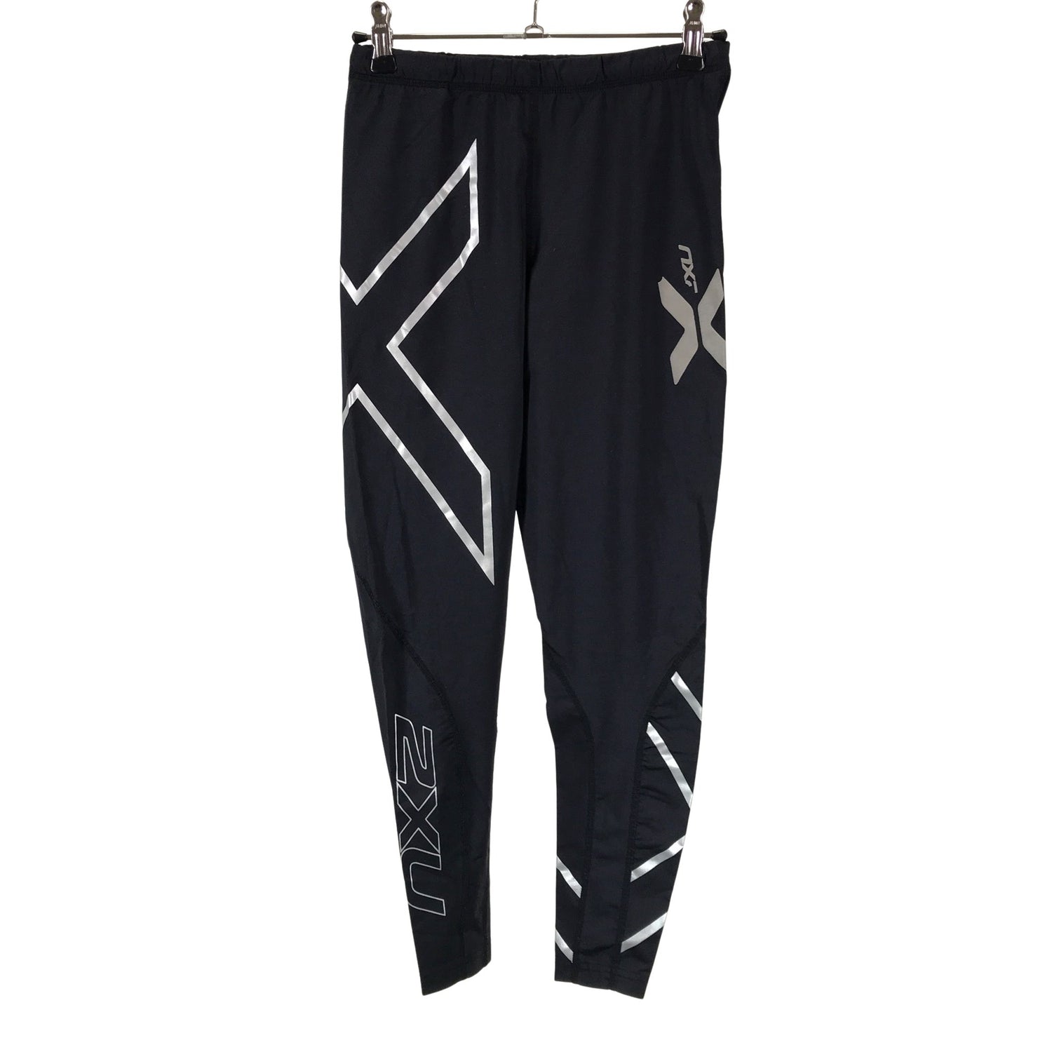  Urheilucaprit  Urheilucaprit, koko 38  2XU 