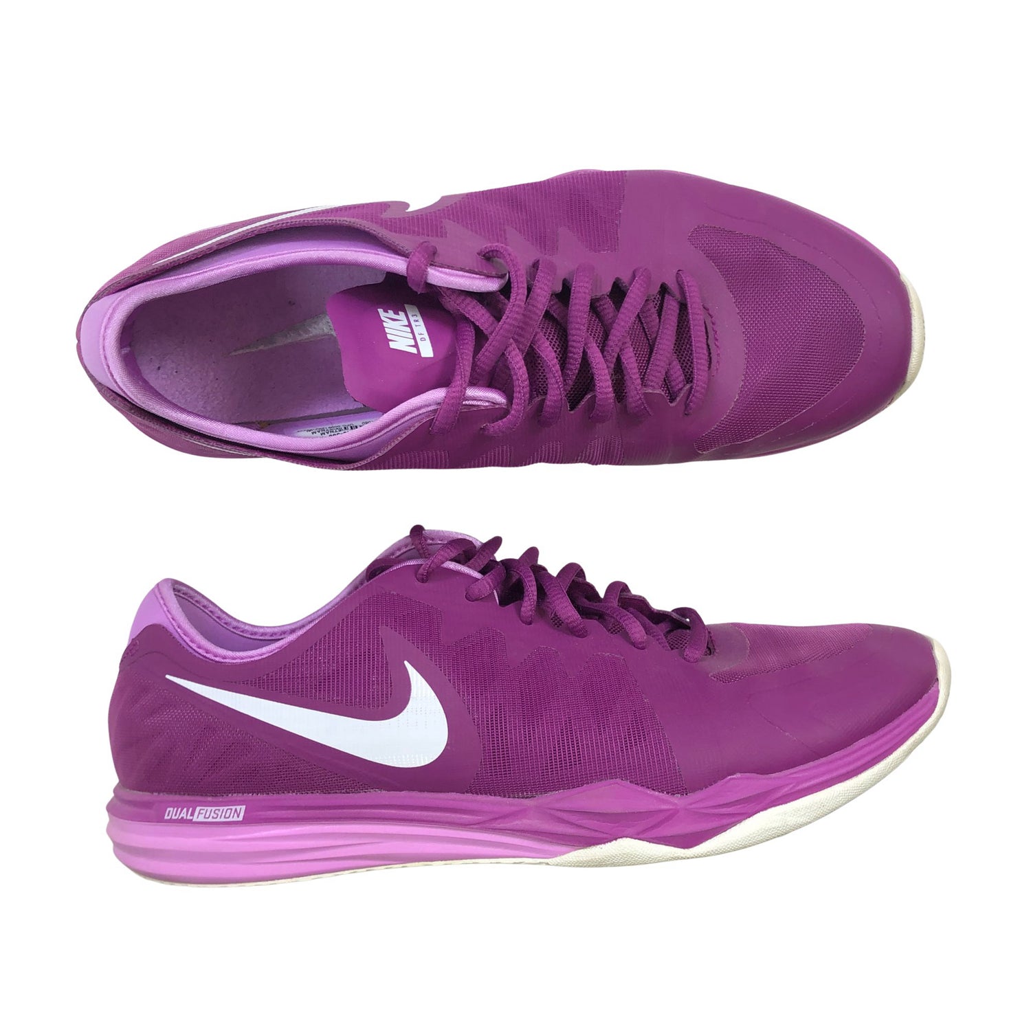  Sisäliikuntakengät  Sisäliikuntakengät, koko 39  Nike 