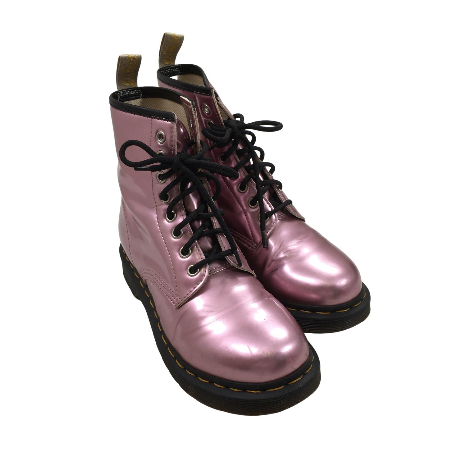  Maiharit  Maiharit, koko 39  Dr. Martens 