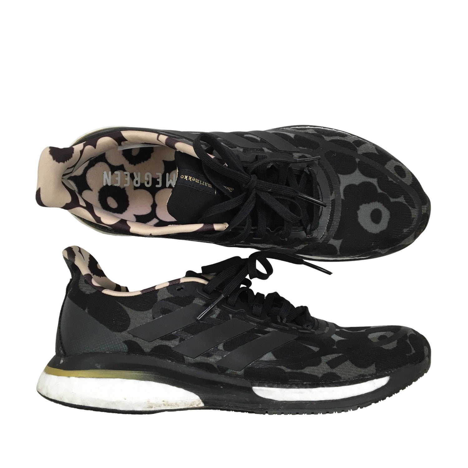  Juoksukengät  Juoksukengät, koko 39  Adidas 