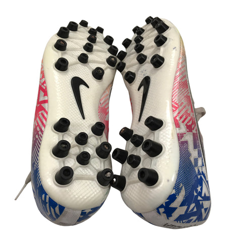 Unisex Nike - Cleats, size 39 -  (2)