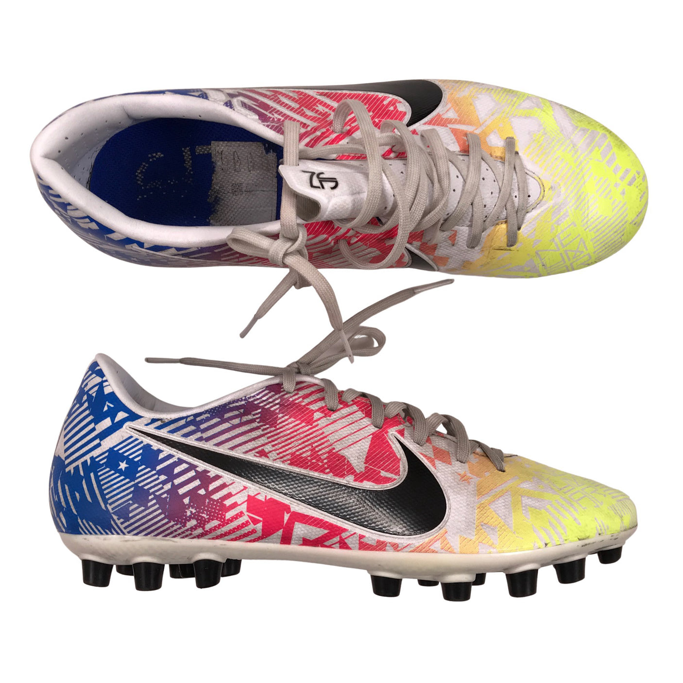 Unisex Nike - Cleats, size 39 -  (1)