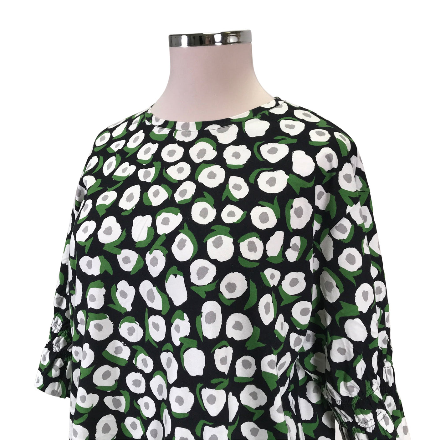 Trikotaažkleit, suurus 44