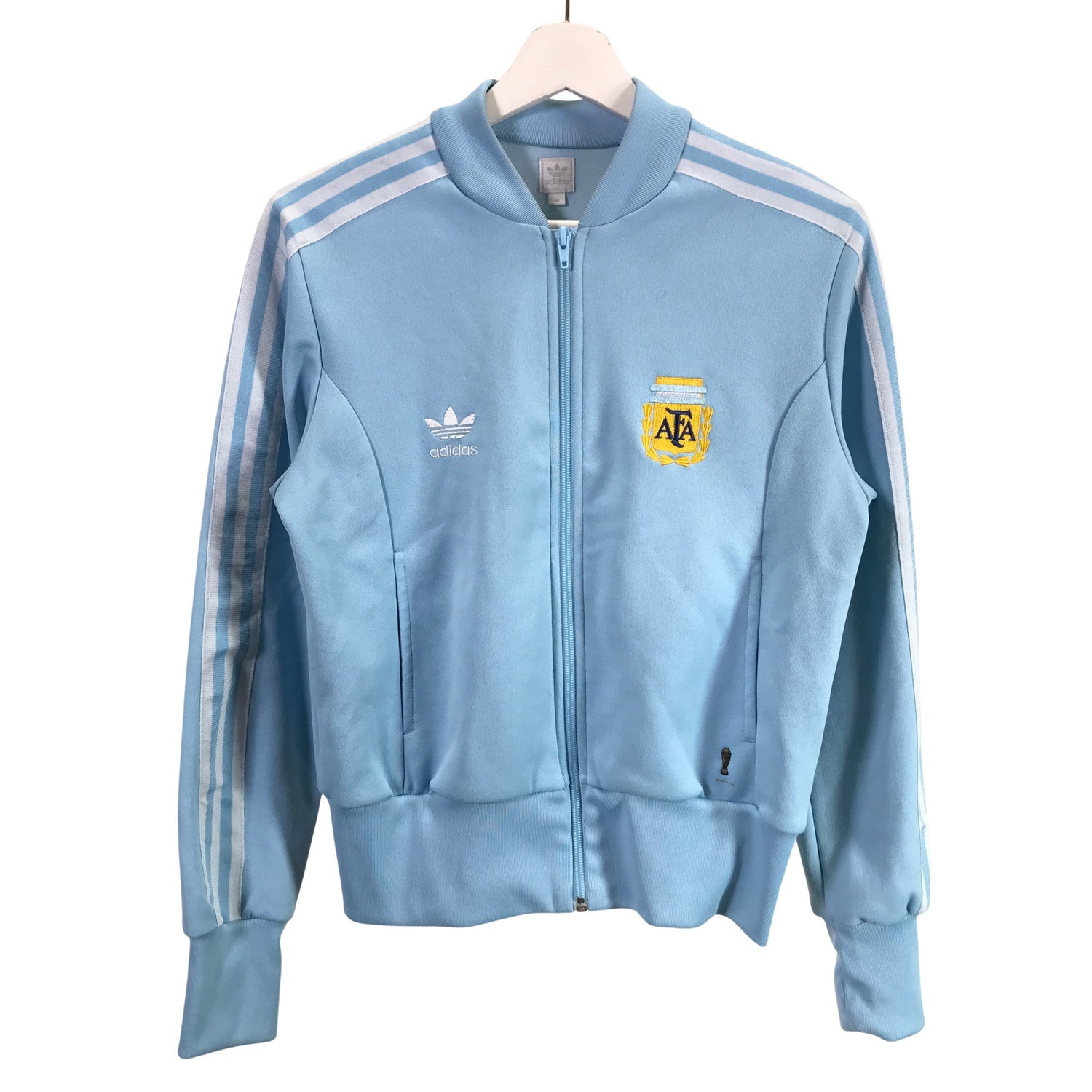  Urheilutakki  Verryttelytakki, koko 40  Adidas 