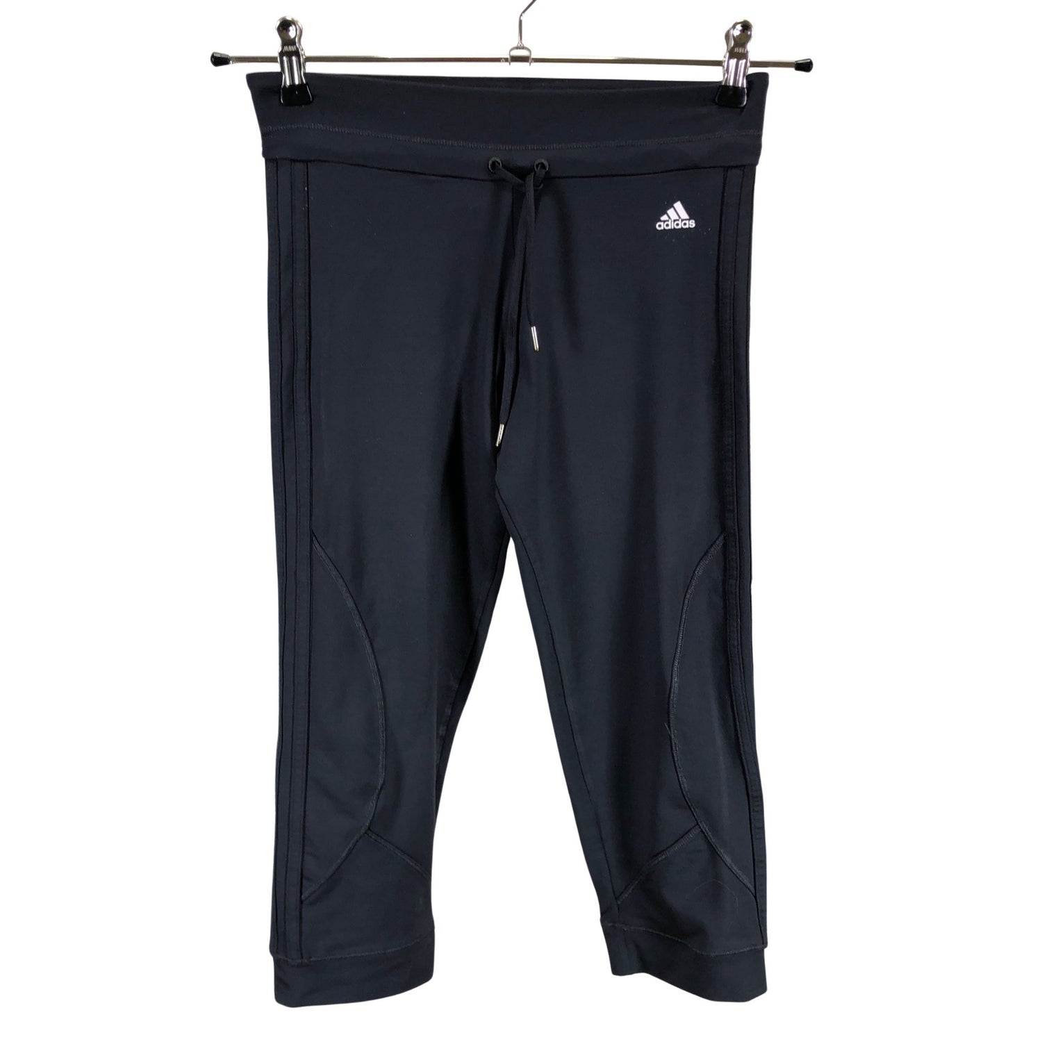  Urheilucaprit  Urheilucaprit, koko 38  Adidas 