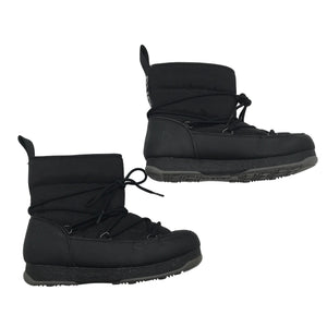 Winter shoes, size 40