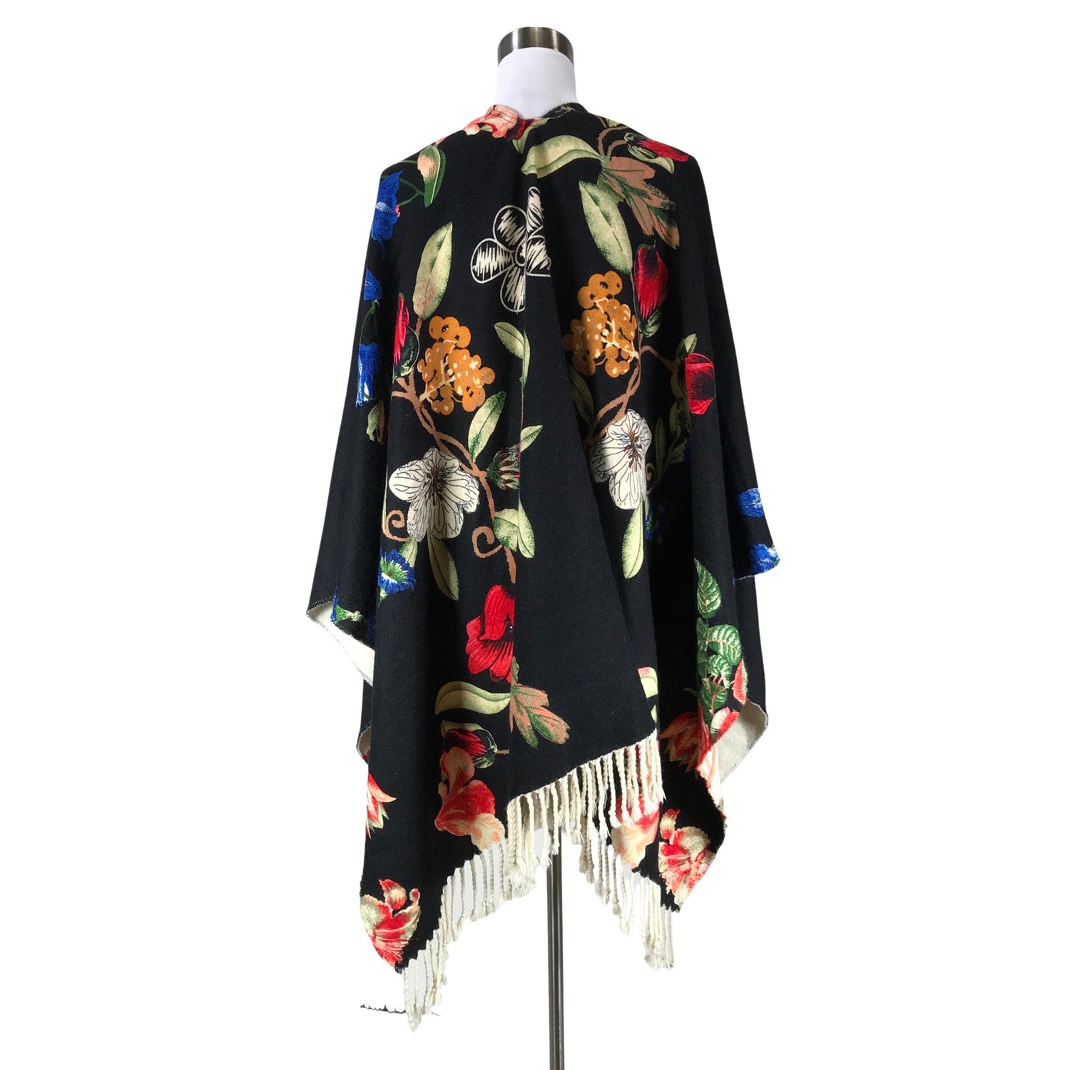  Poncho  Poncho, koko 40  Desigual 
