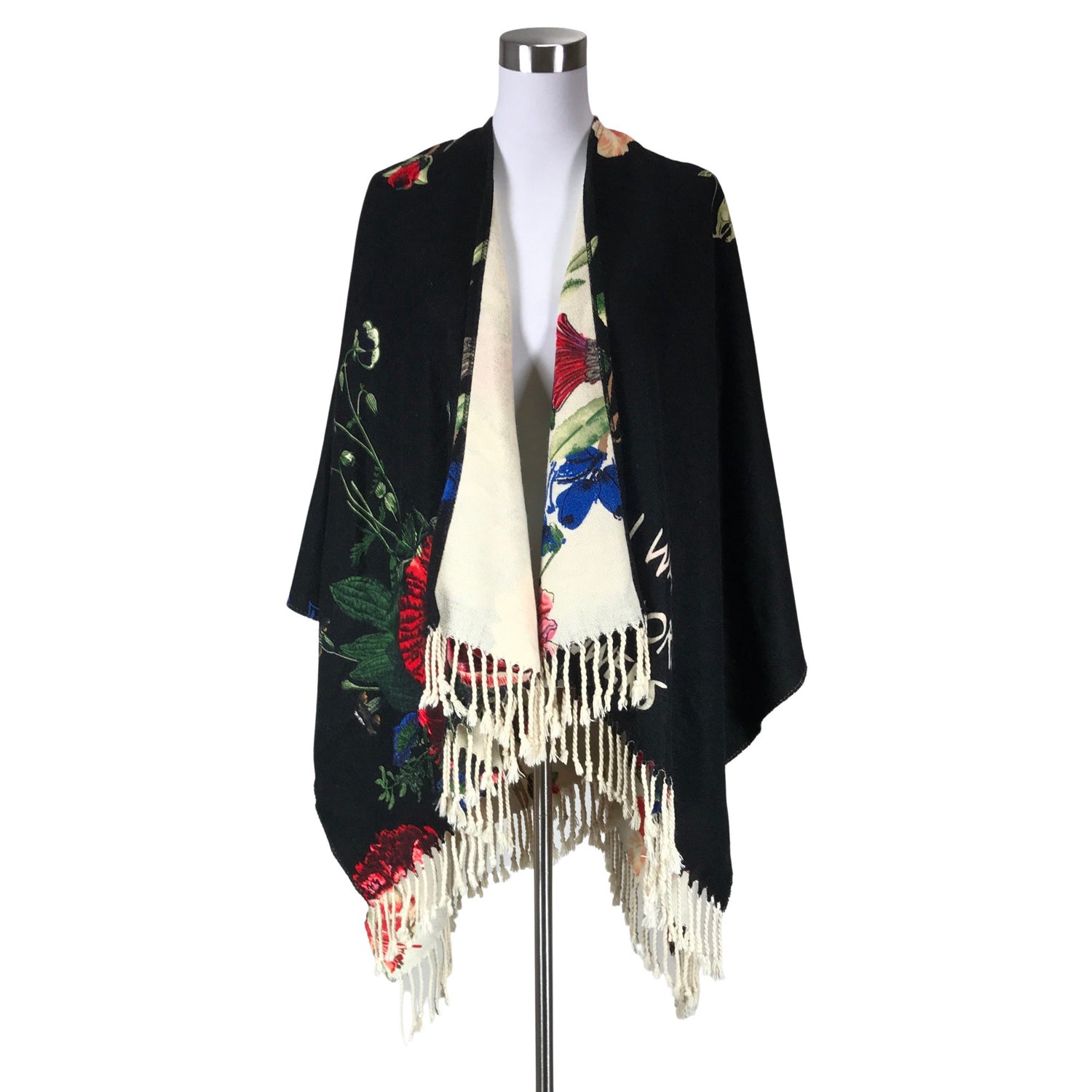  Poncho  Poncho, koko 40  Desigual 