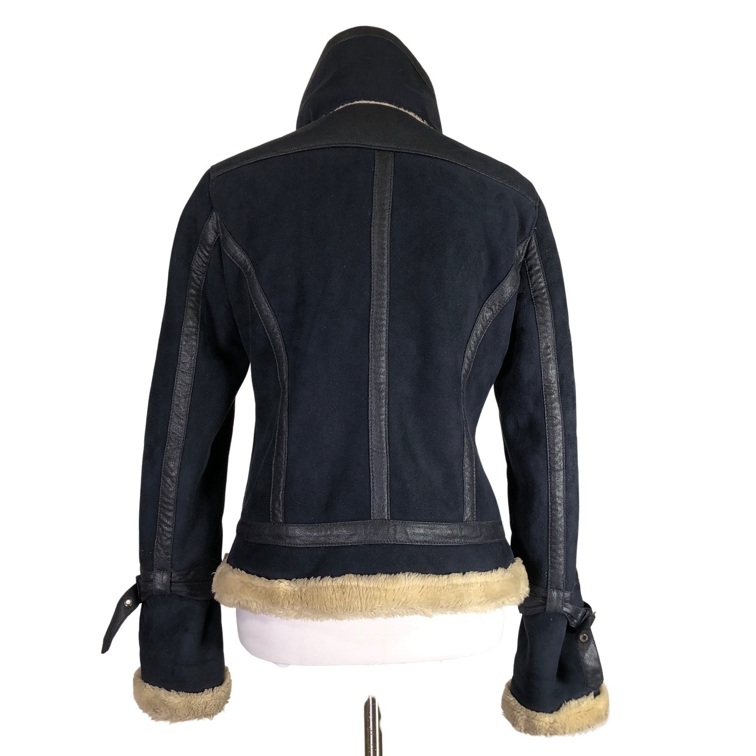  Nahkatakki  Nahkatakki, koko 36  Armani Jeans 