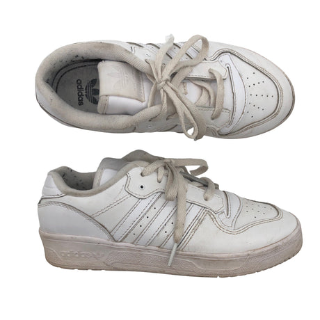 Unisex Adidas - Tennarit, koko 35 -  ()