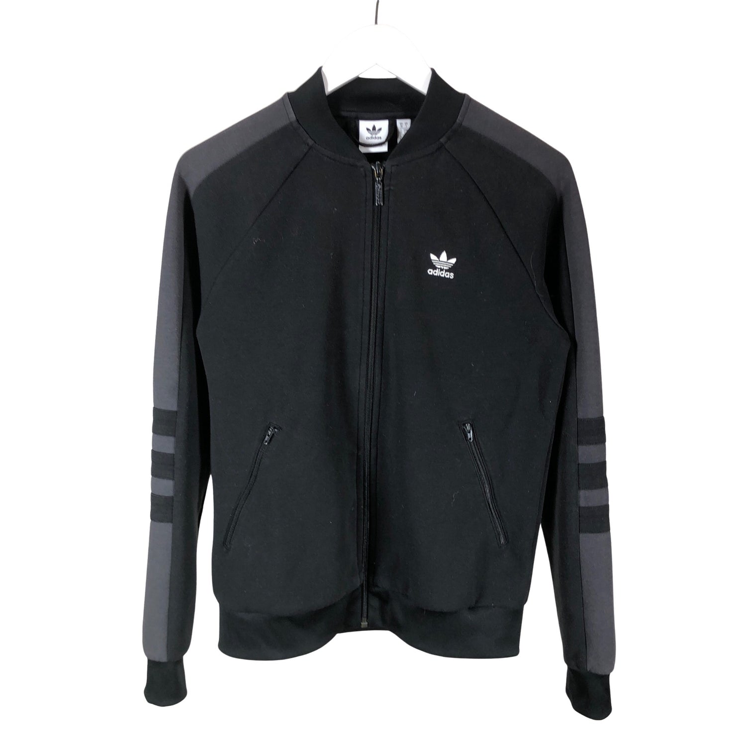  Swetari  Swetari, koko 36  Adidas 