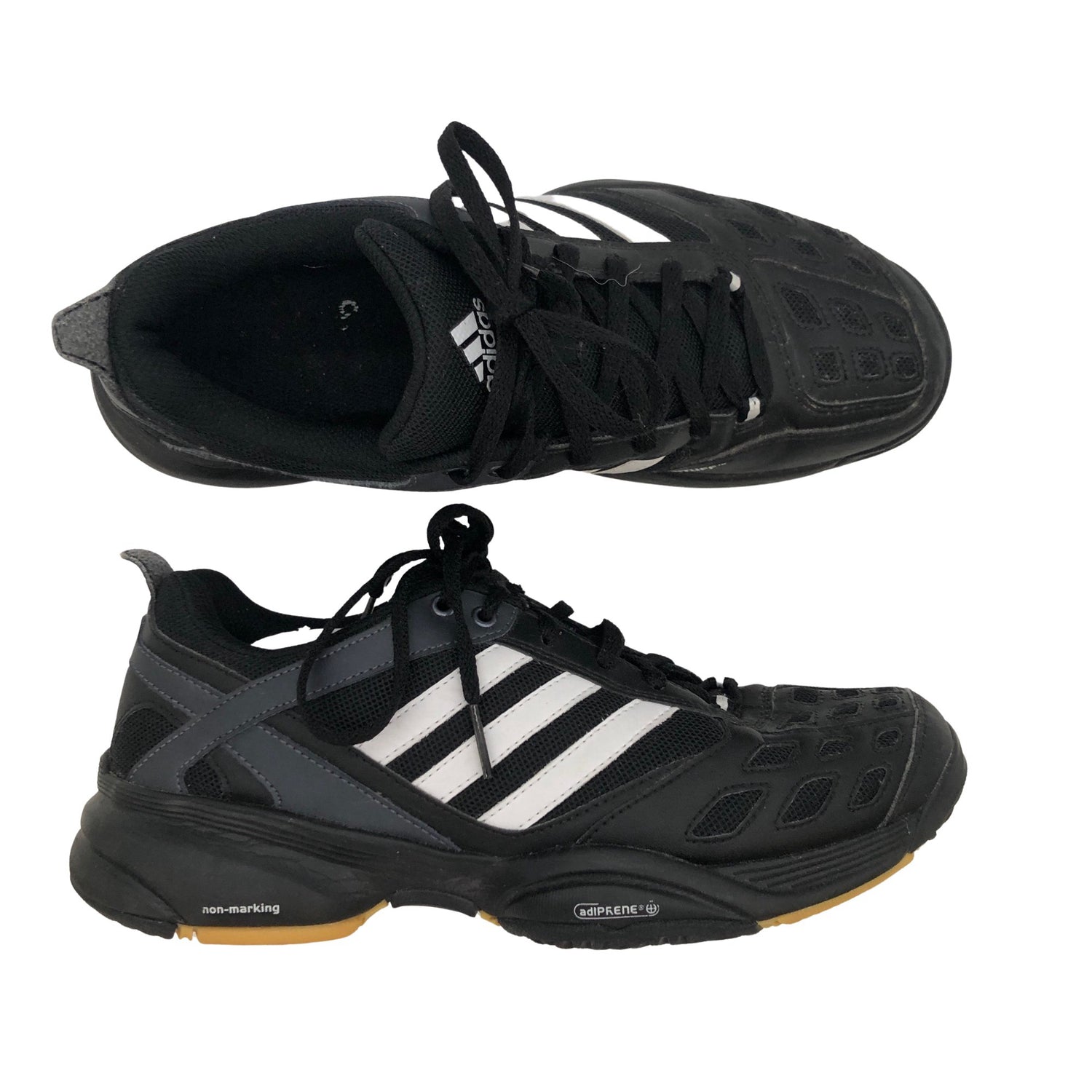  Sisäliikuntakengät  Sisäliikuntakengät, koko 39  Adidas 