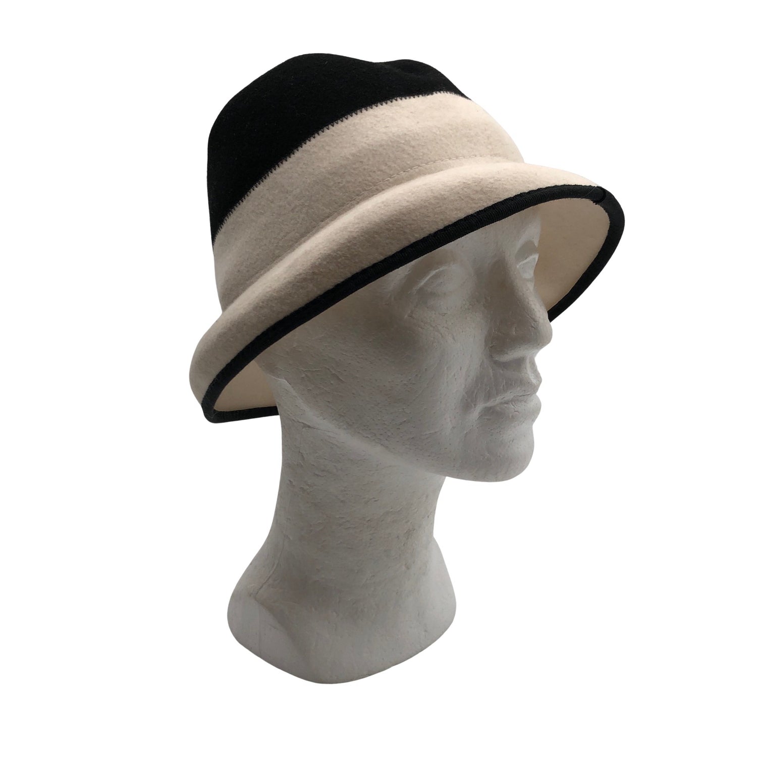  Hattu  Hattu, koko 58 - 60 cm  Etcetera 