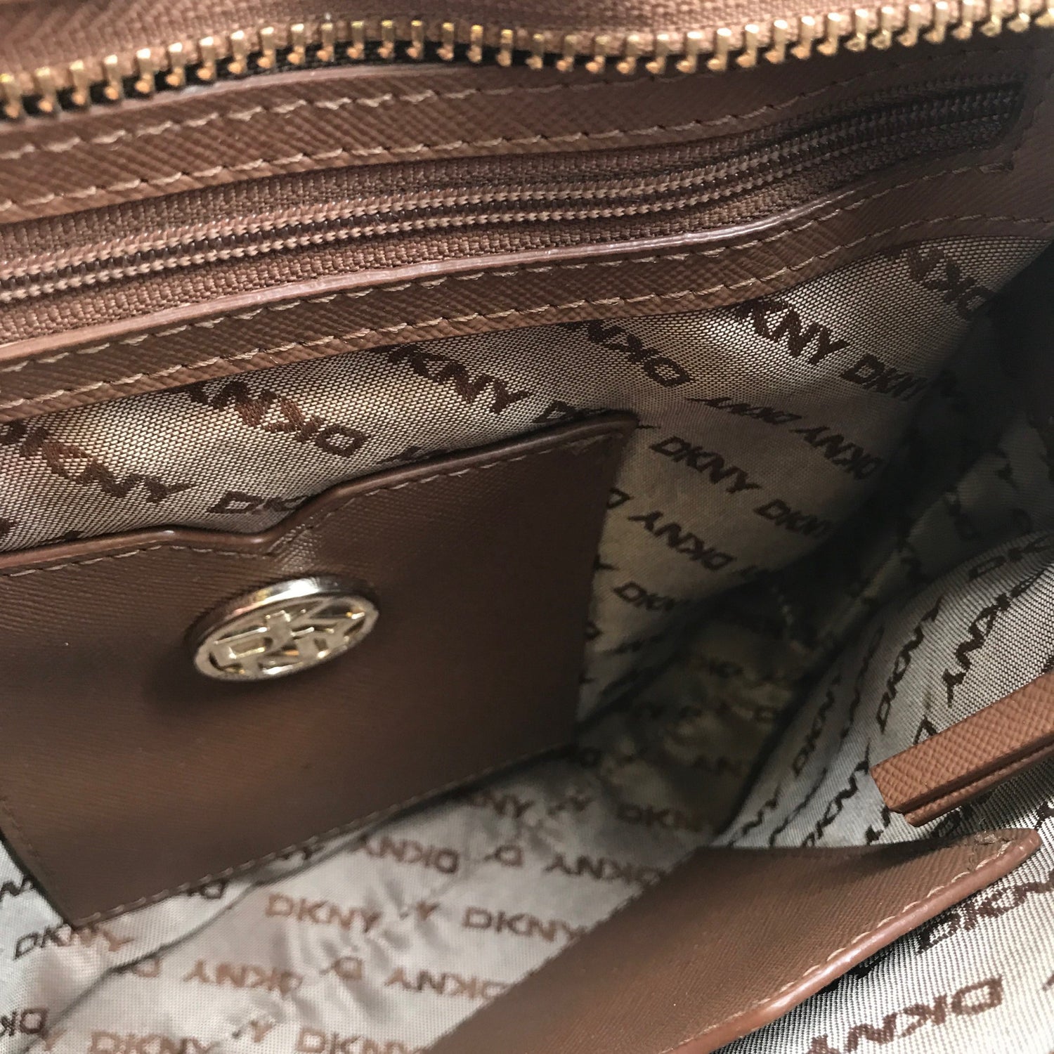  Olkalaukku  Olkalaukku, koko Midi  DKNY 