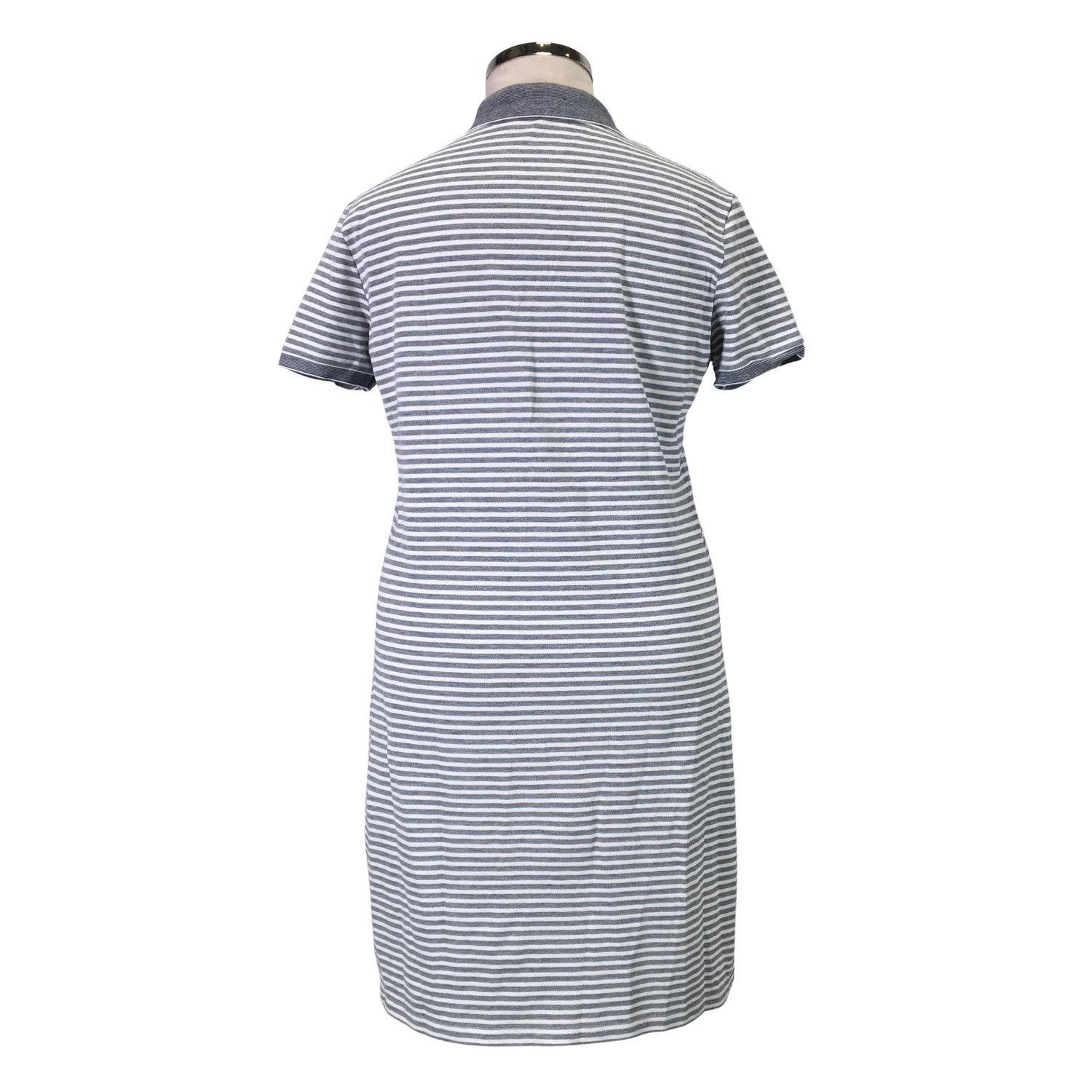  Mekko  Pikeemekko, koko 40  Lacoste 