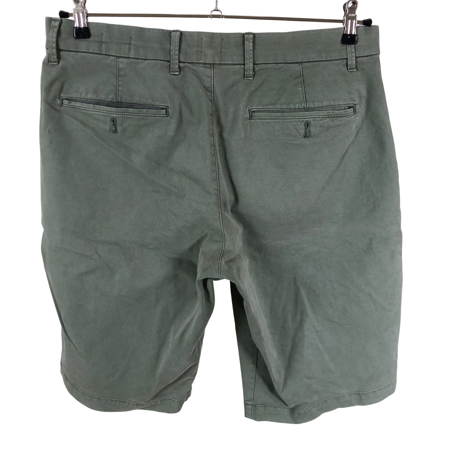  Shortsit  Shortsit, koko 48  Gap 