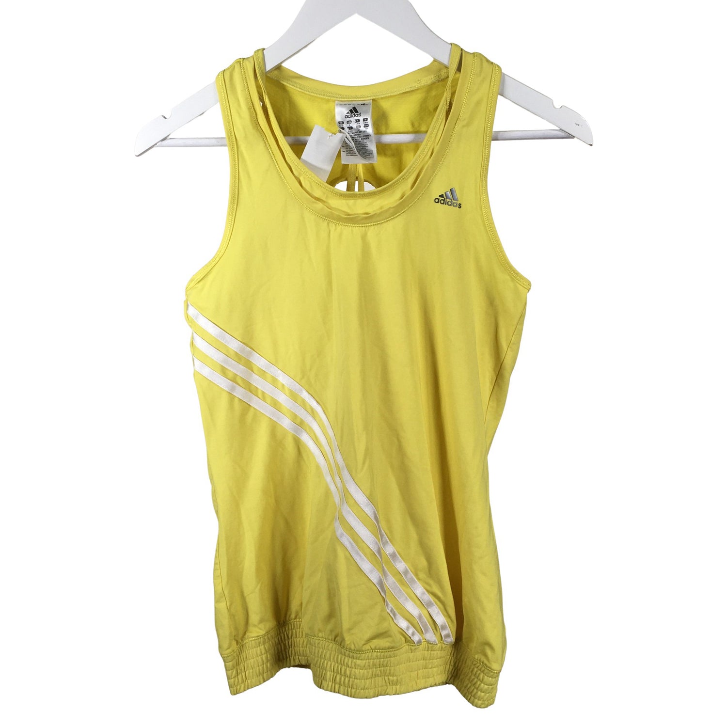 Urheilutoppi  Urheilutoppi, koko 36  Adidas 
