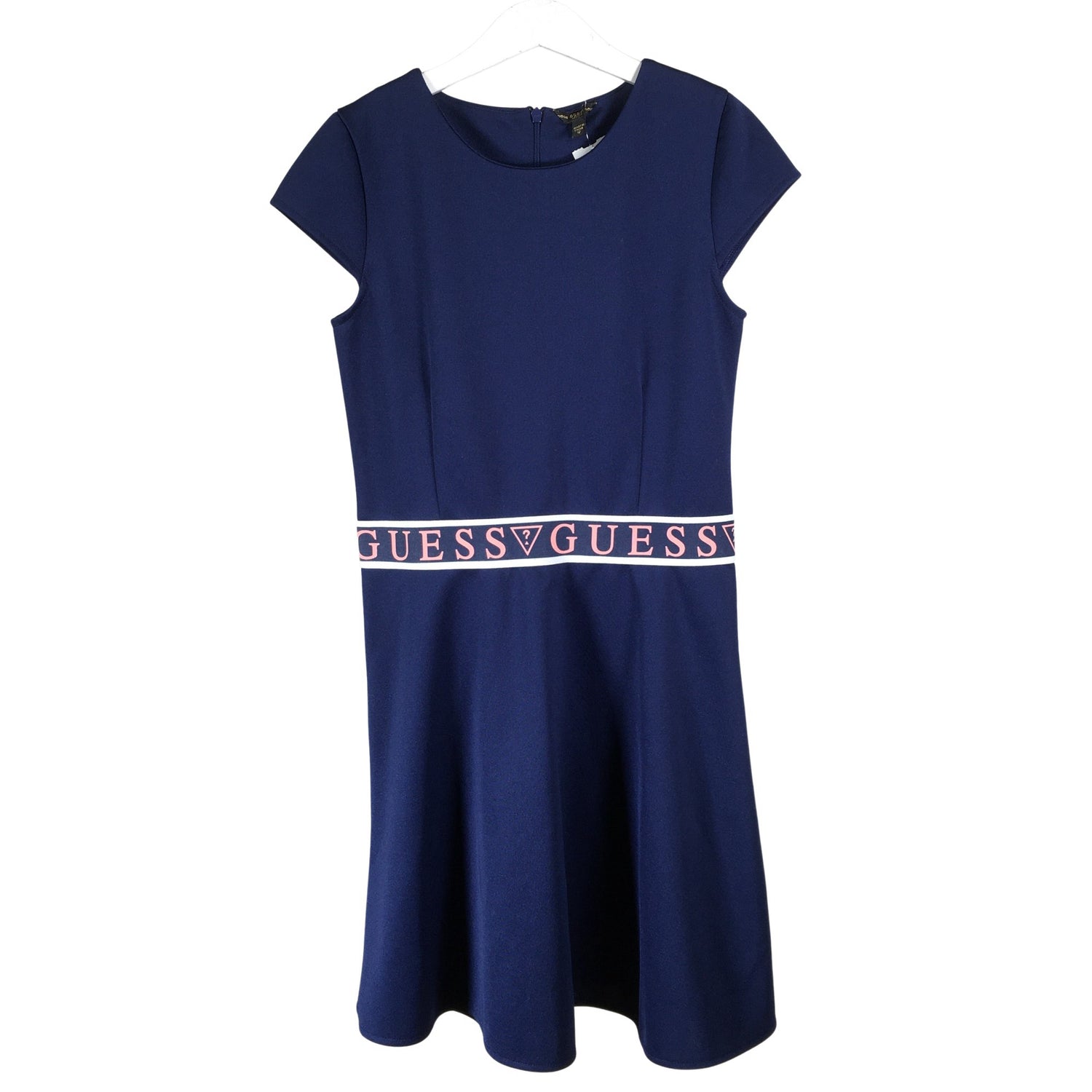  Mekko  Trikoomekko, koko 146 - 152  Guess 