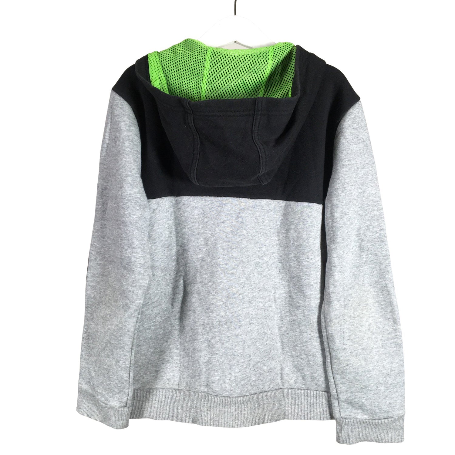  Huppari  Huppari, koko 134 - 140  Adidas 
