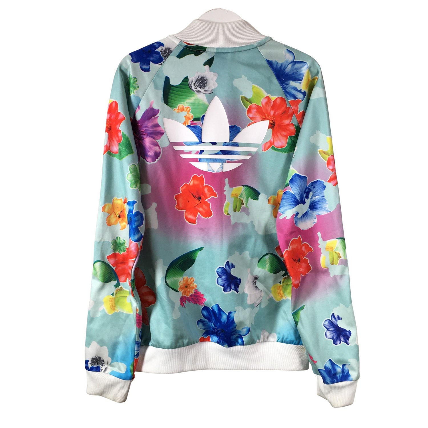  Urheilutakki  Verryttelytakki, koko 146 - 152  Adidas 