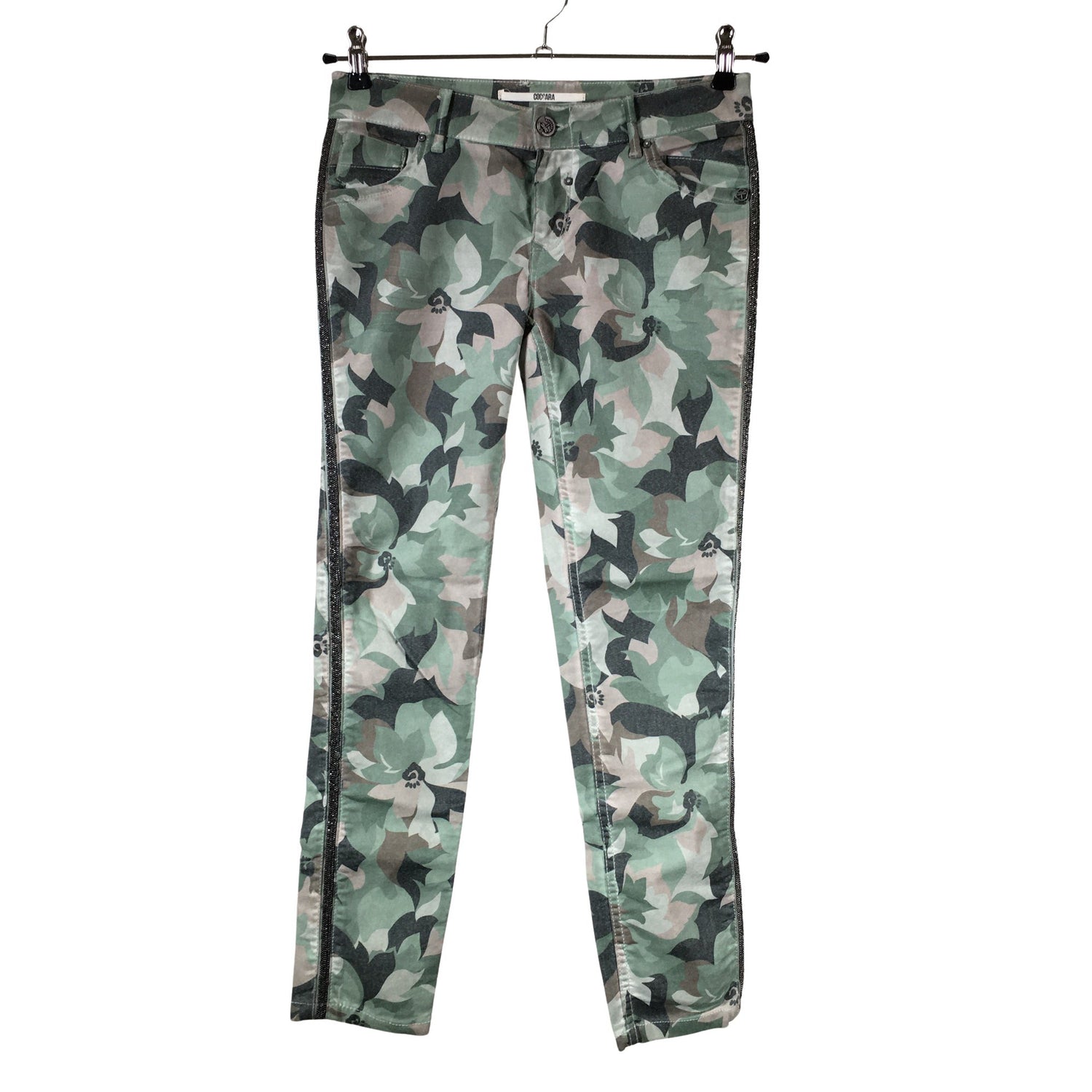  Farkut  Farkut, koko 38  Coccara 