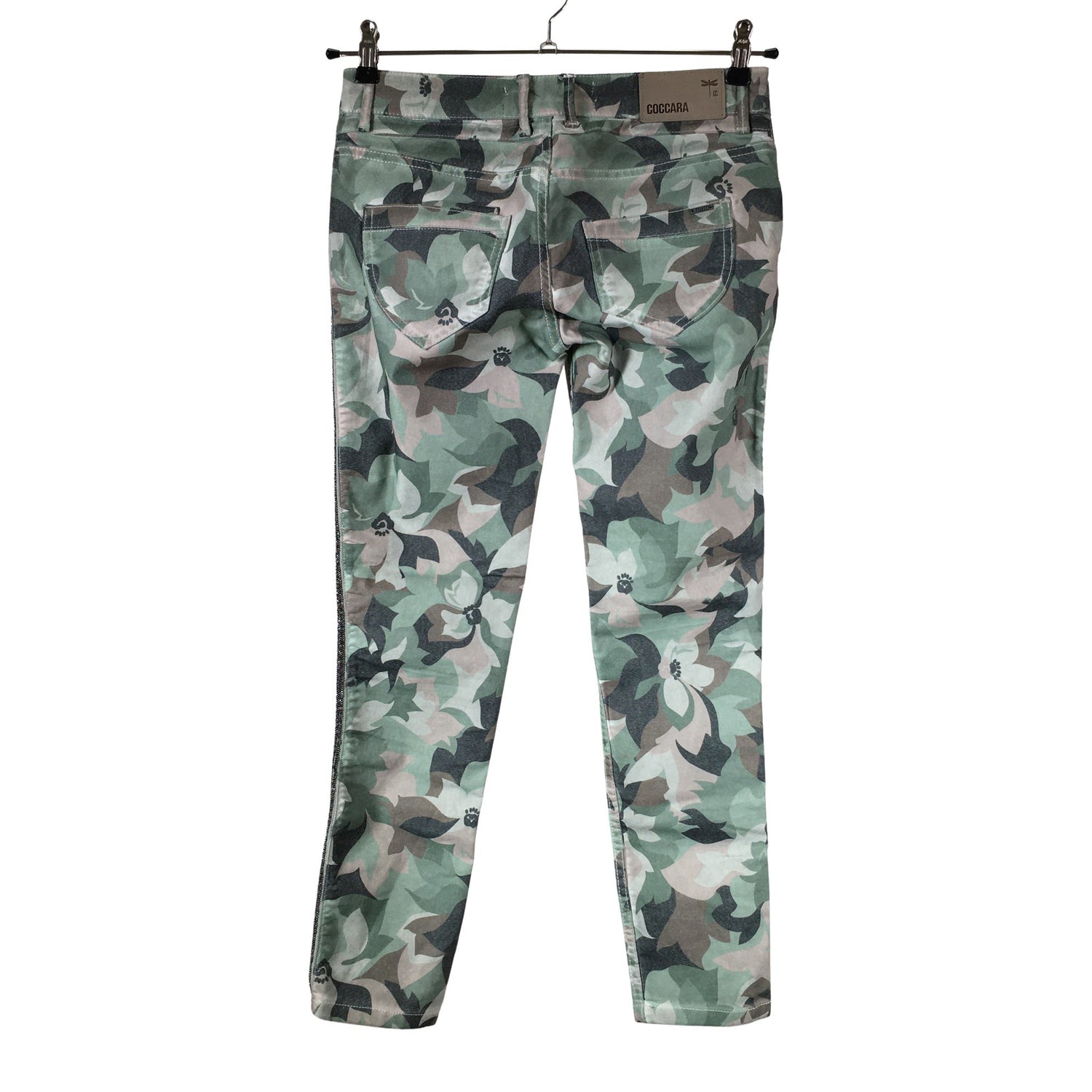  Farkut  Farkut, koko 38  Coccara 