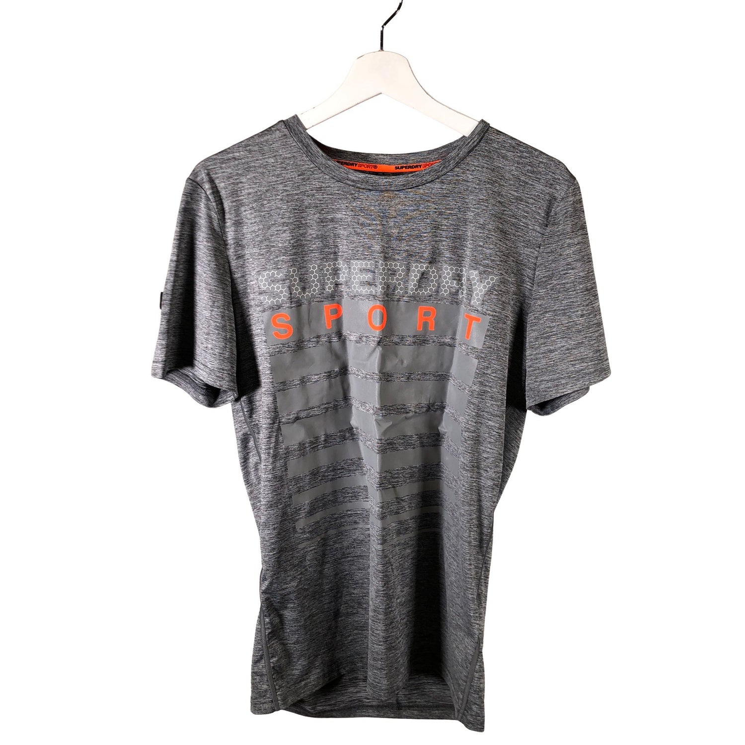  Urheilupaita  Urheilupaita, lyhyet hihat, koko 40  Superdry 