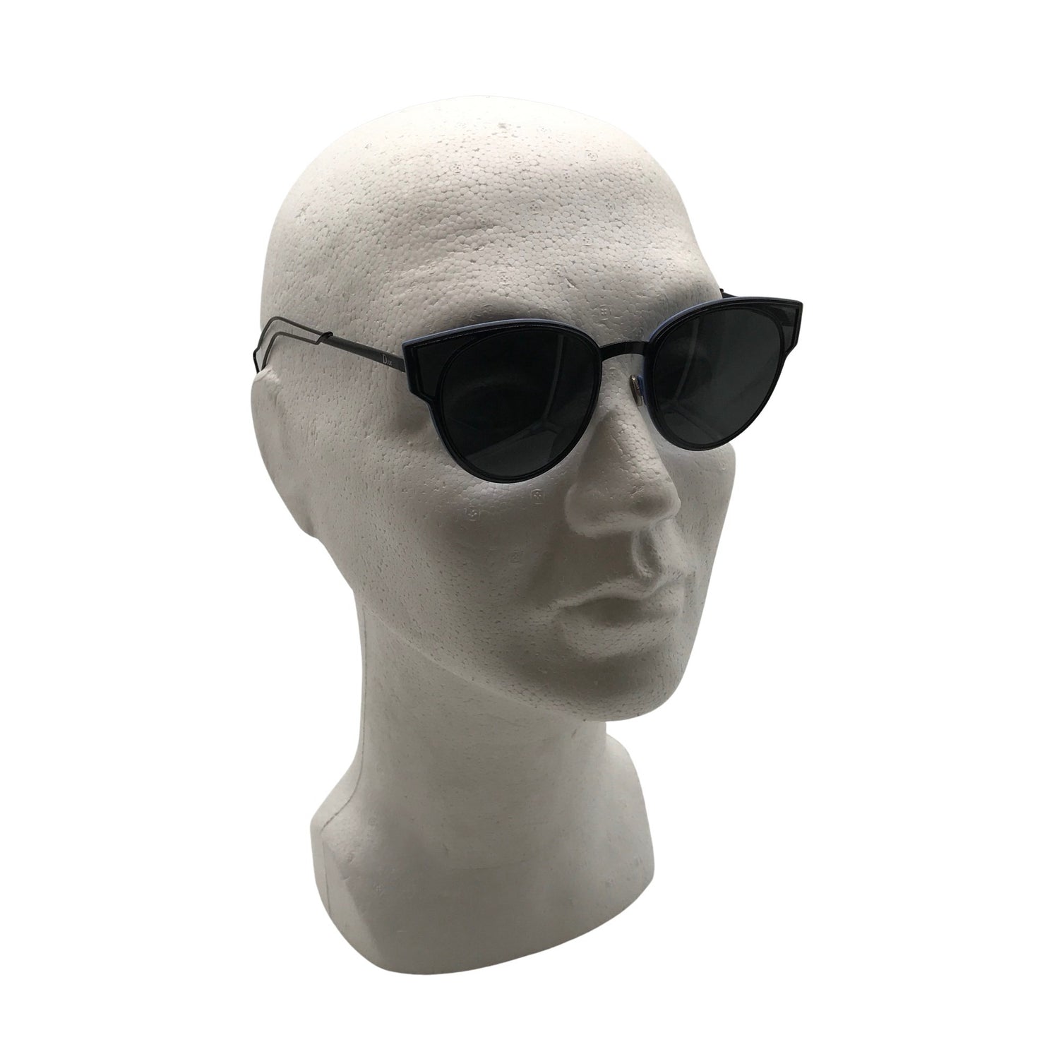 Aurinkolasit, koko Ei kokoa