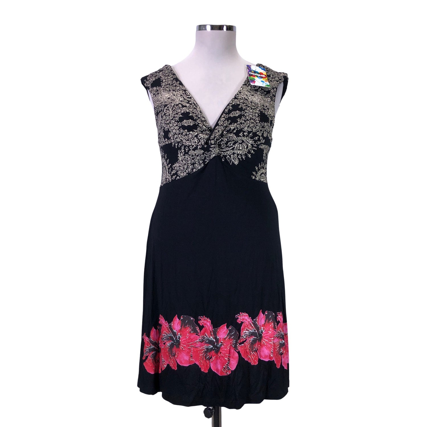  Mekko  Trikoomekko, koko 42  Desigual 