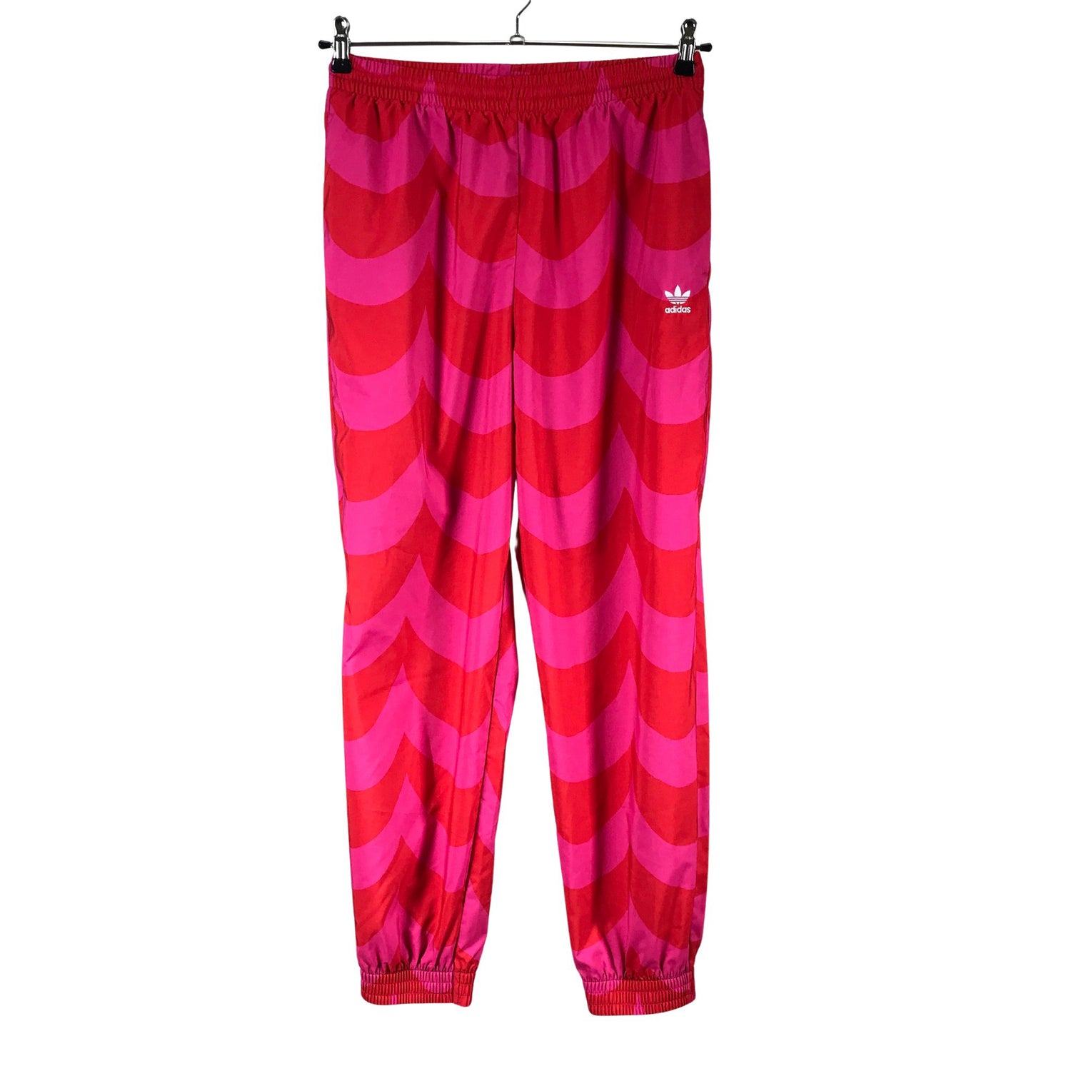  Ulkohousut  Ulkoiluhousut, koko 38  Adidas 