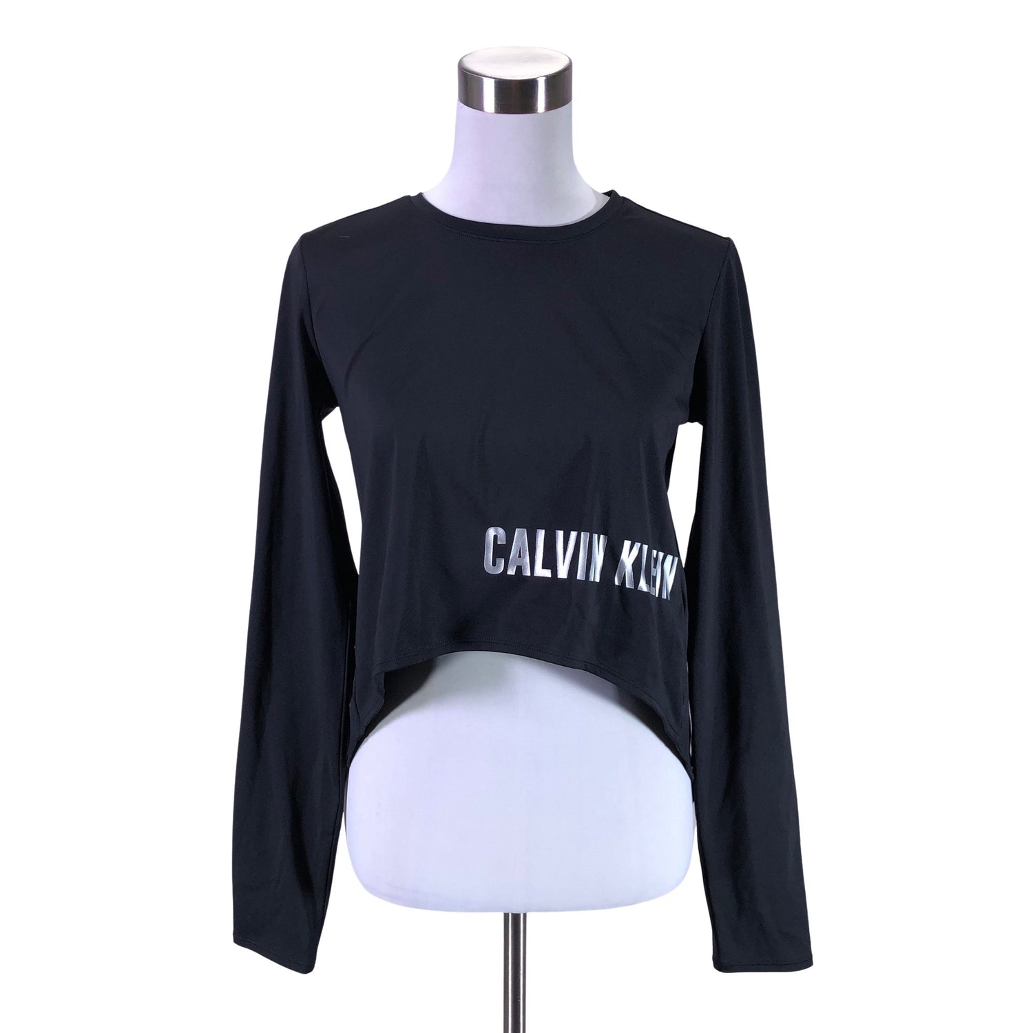  Urheilupaita  Urheilupaita, 
pitkät hihat, koko 36  Calvin Klein 