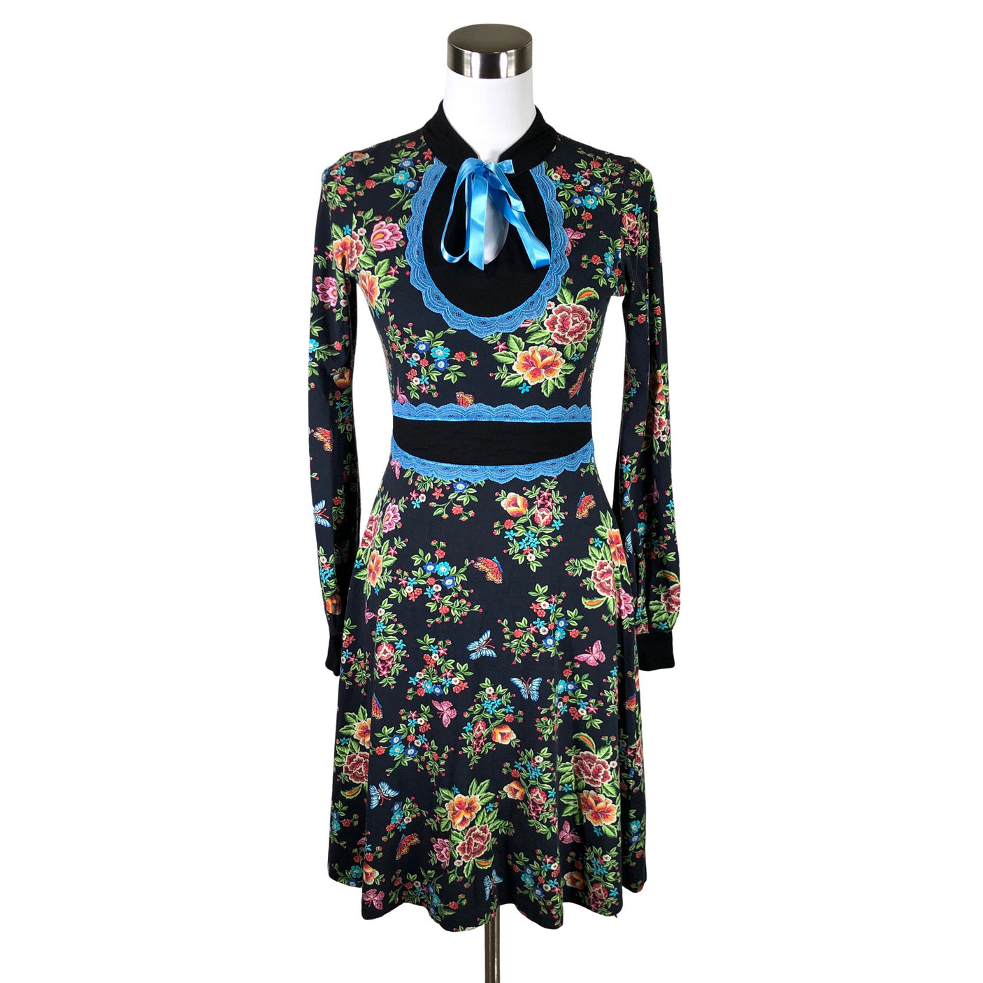 Unisex Margit Salk - Trikoomekko, koko 36 -  (1)