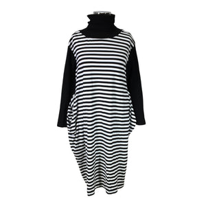 Unisex Marimekko - Trikoomekko, koko 44 -  (1)