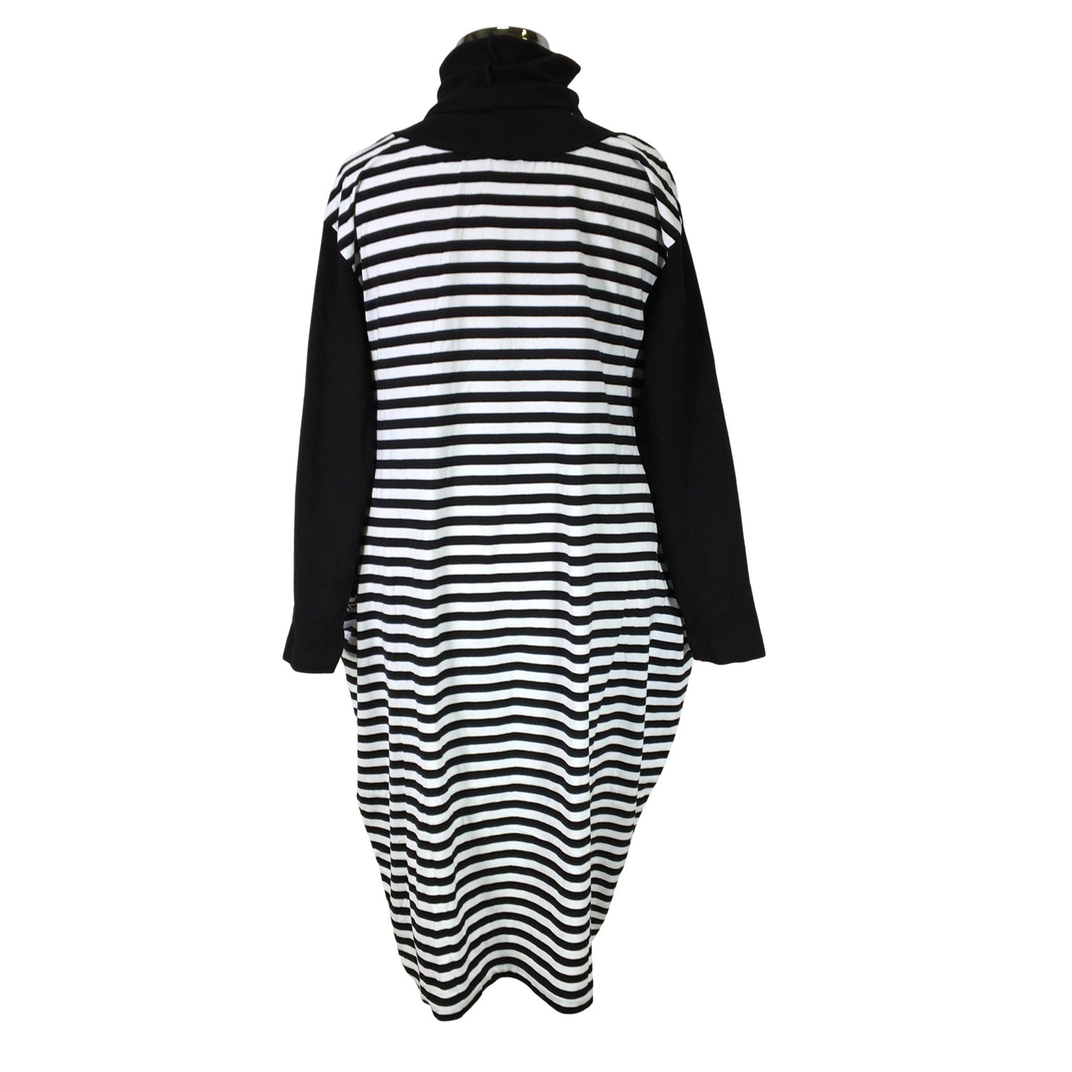  Mekko  Trikoomekko, koko 44  Marimekko 