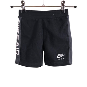 Collegeshortsit, koko 92 - 98