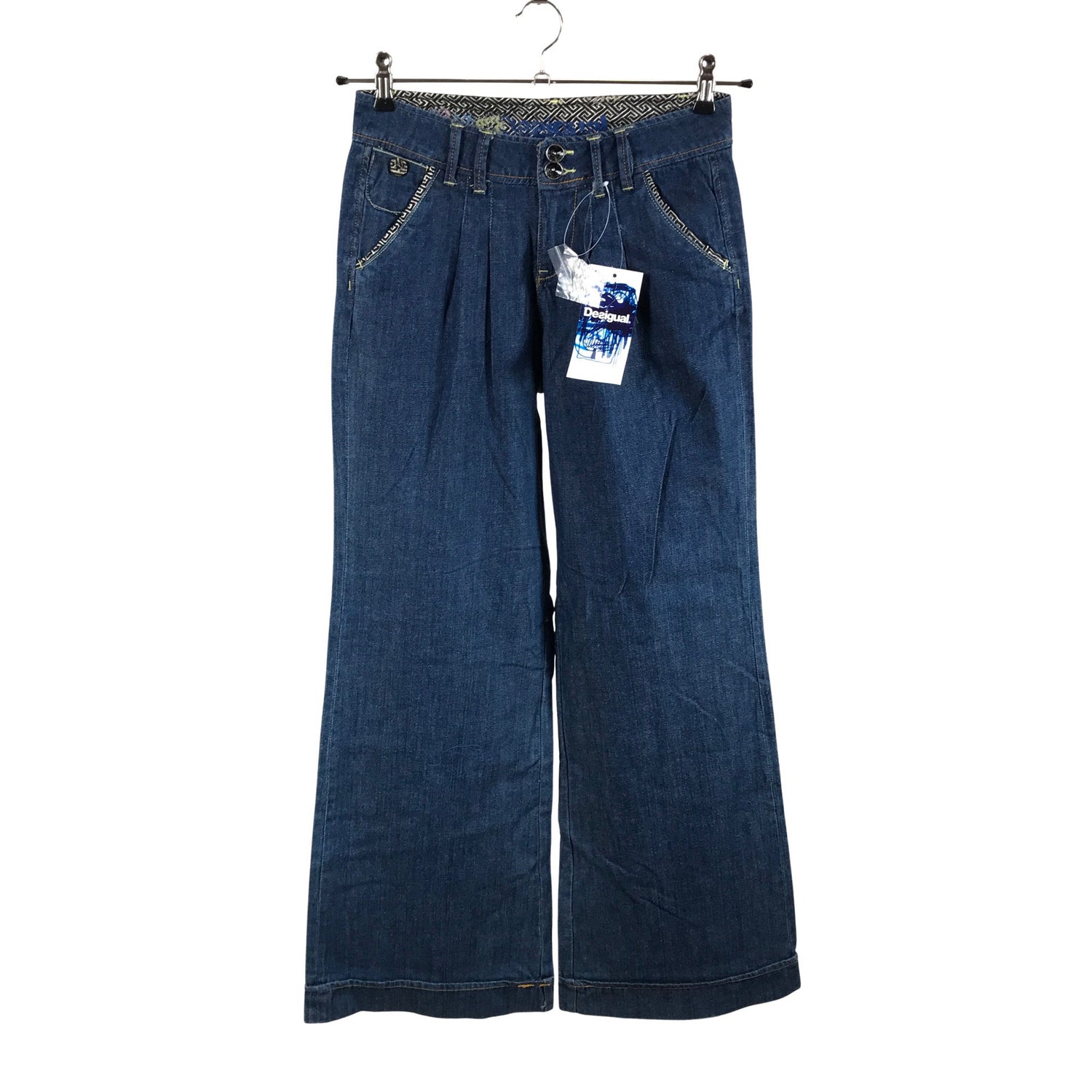 Farkut  Farkut, koko 34  Desigual 