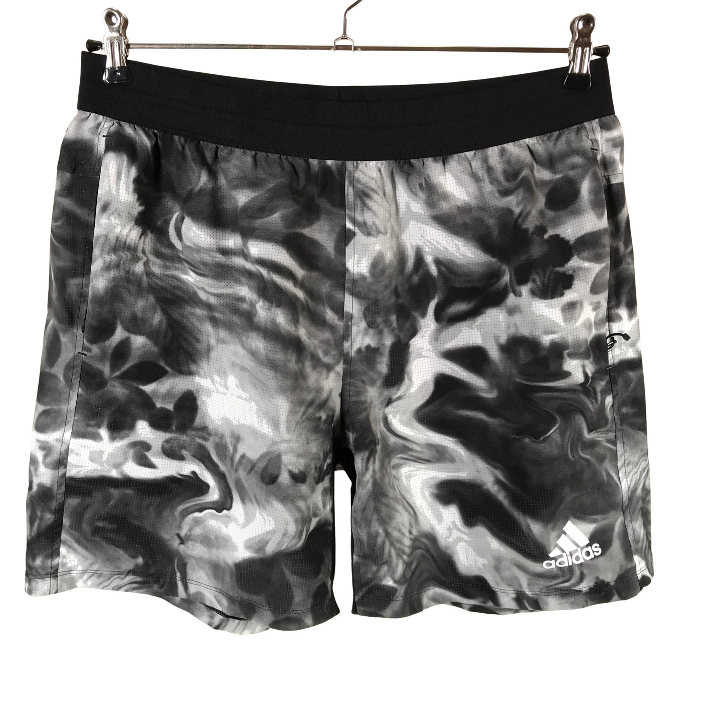 Unisex Adidas - Urheilushortsit, koko L -  (1)