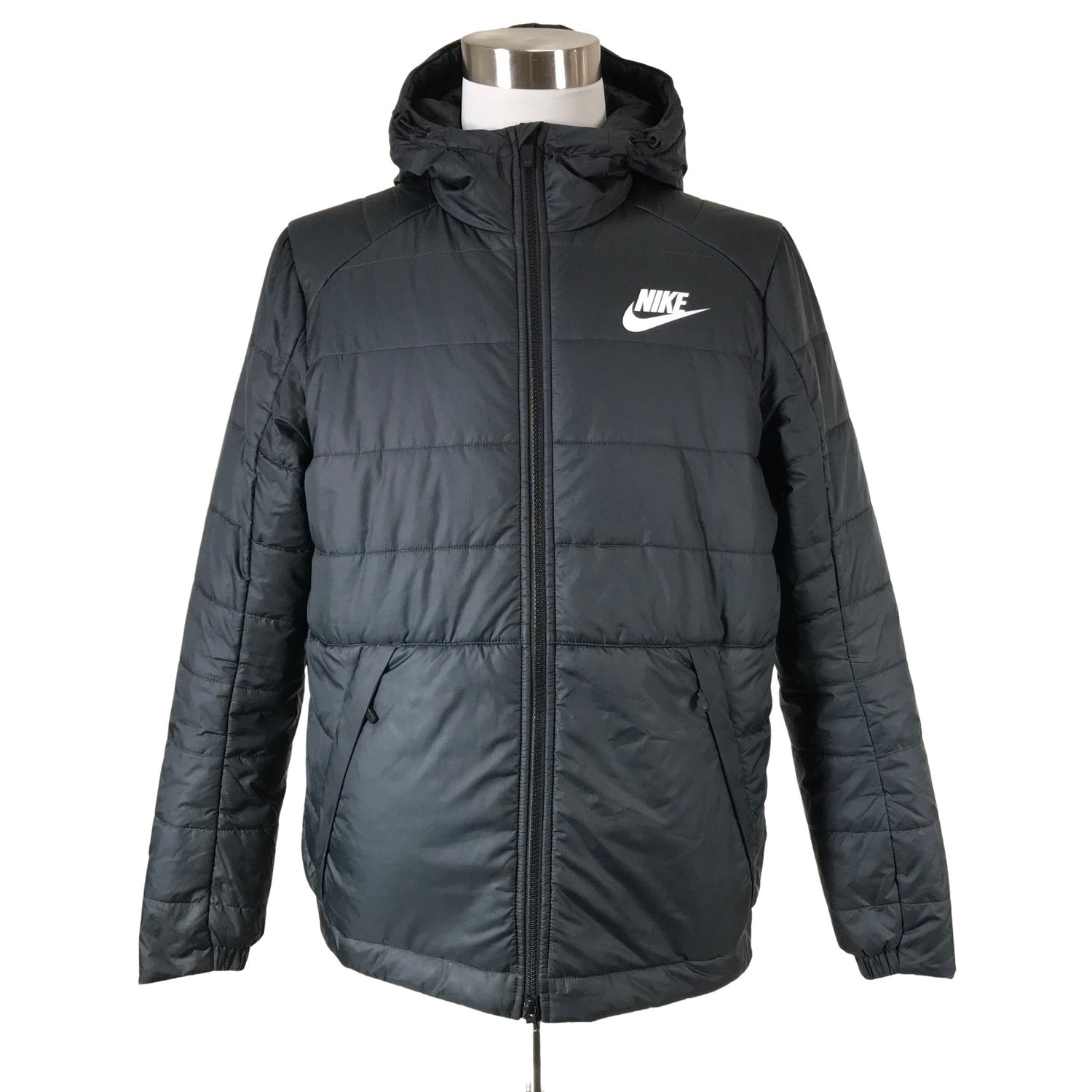  Kevyttoppatakki  Kevyttoppatakki, koko M  Nike 