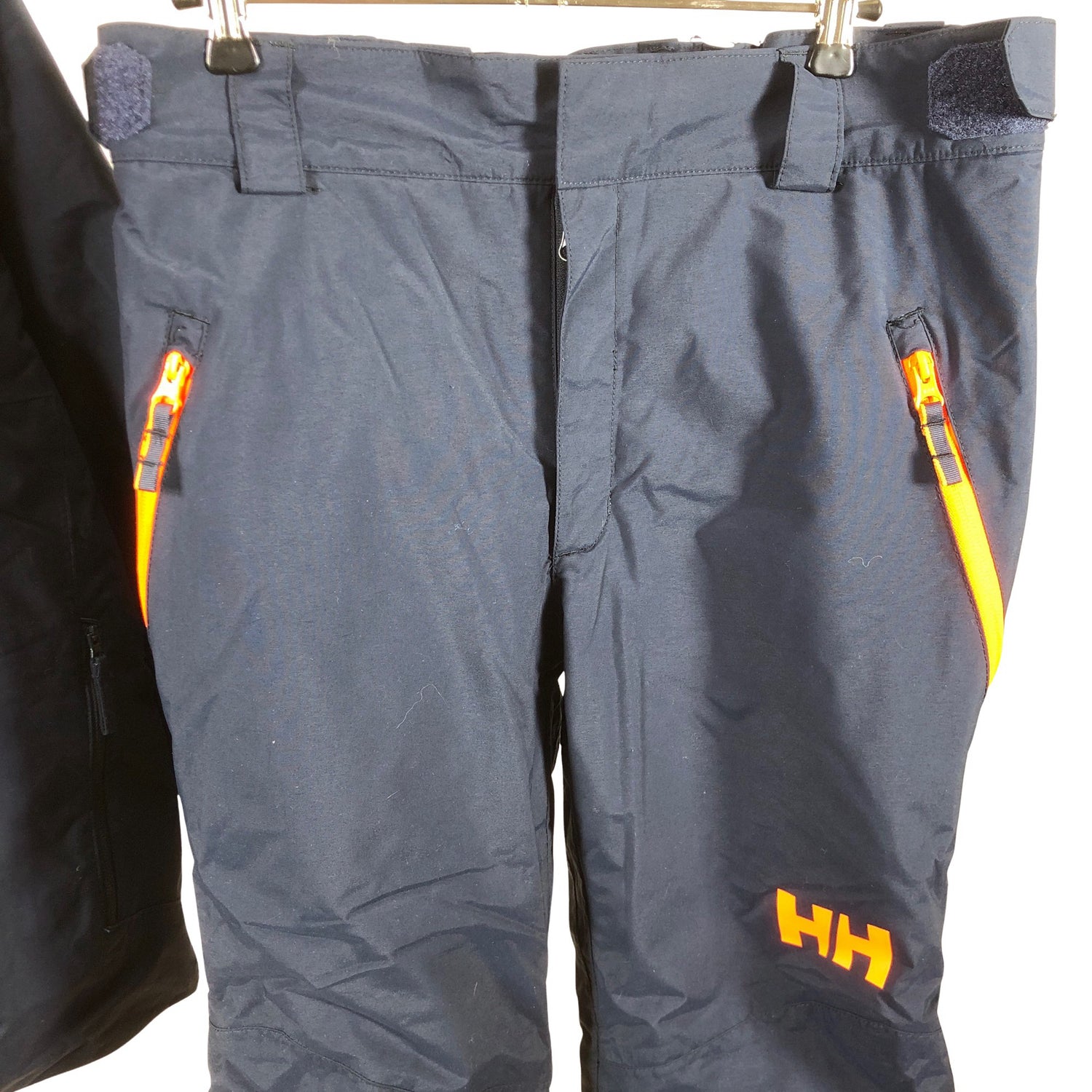  Toppa-asu  Toppa-asu, koko 158 - 164  Helly Hansen 