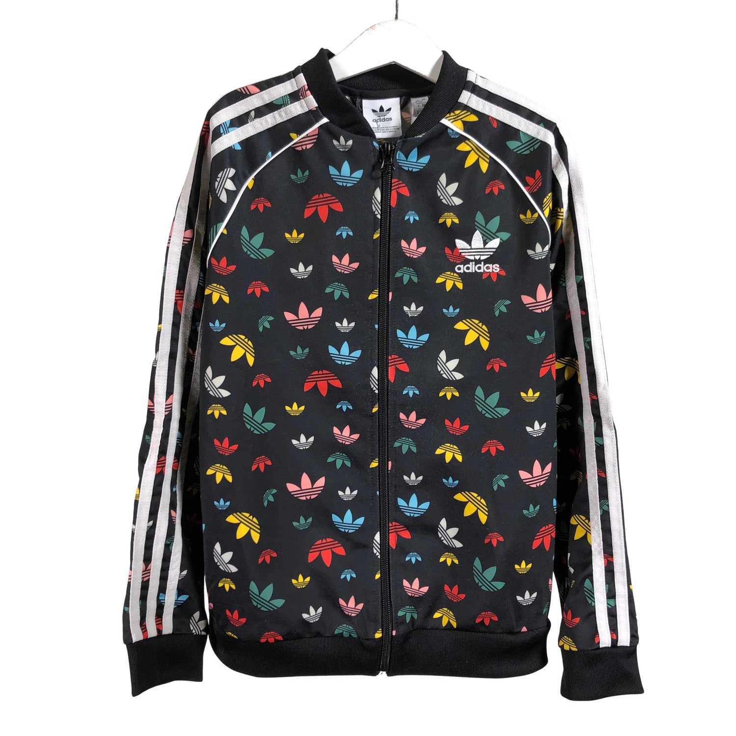  Urheilutakki  Verryttelytakki, koko 140 - 146  Adidas 