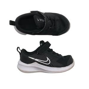 Unisex Nike - Lenkkarit, koko 25 -  (1)