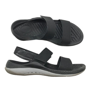 Unisex Crocs - Sandaalit, koko 43 -  (1)